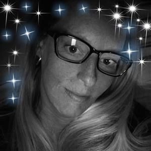 Meet your Posher, Roxanne